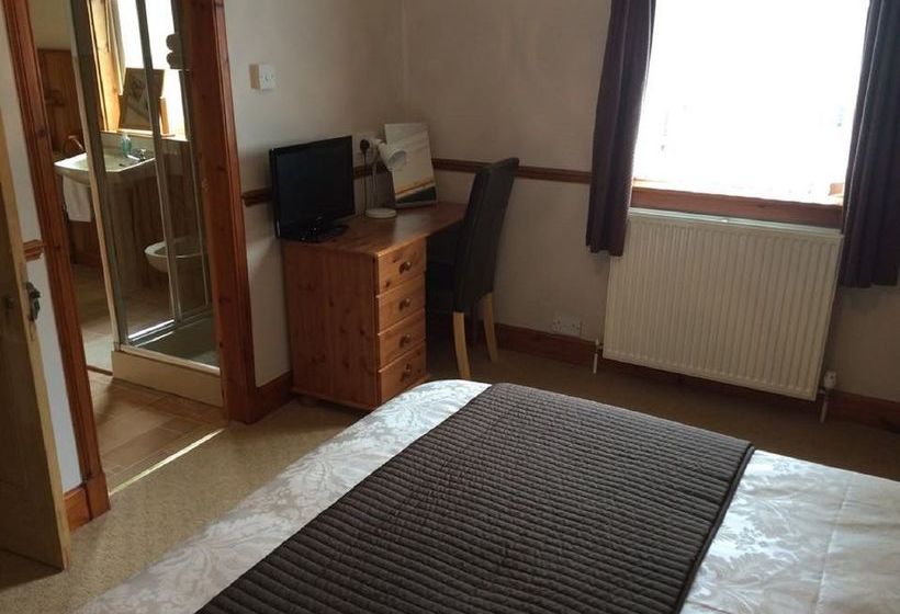 فندق Fernlea Guest House