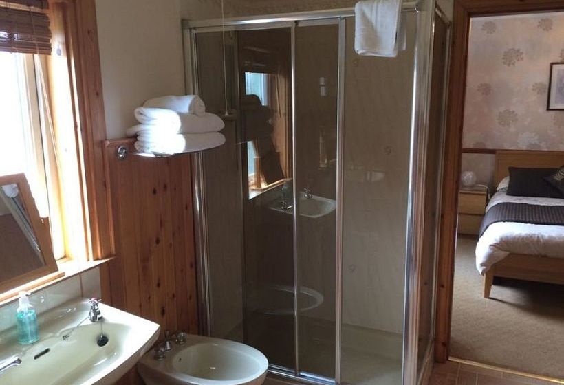 فندق Fernlea Guest House