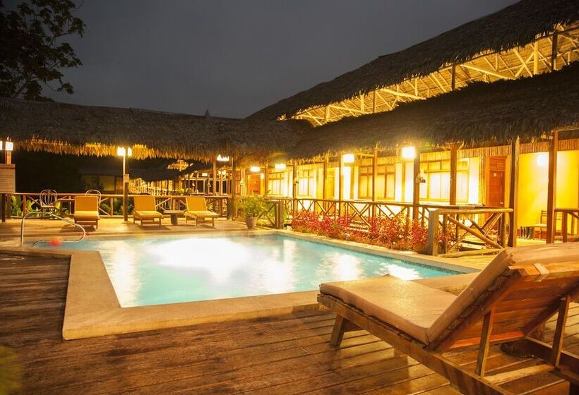 فندق Heliconia Amazon River Lodge