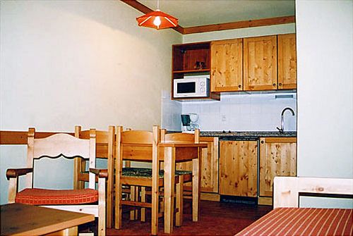 هتل Madame Vacances Residence Le Chalet Du Thabor