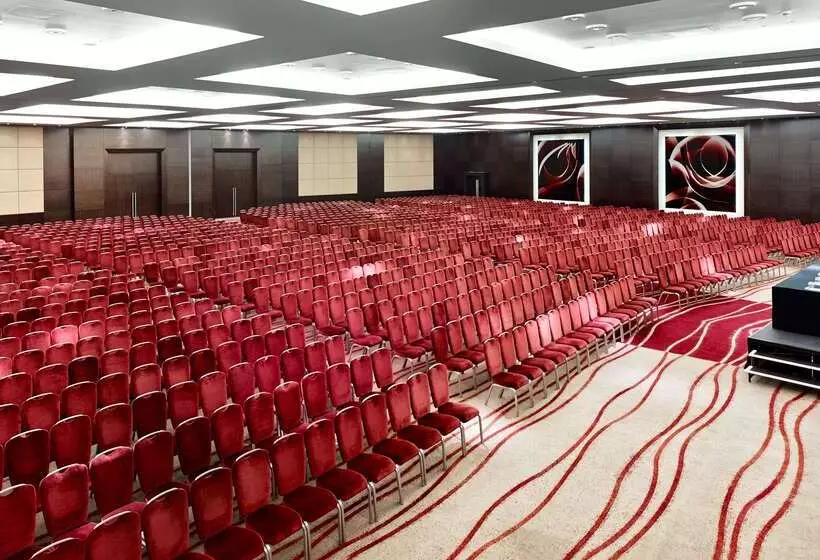 בית מלון כפרי Park Plaza London Westminster Bridge