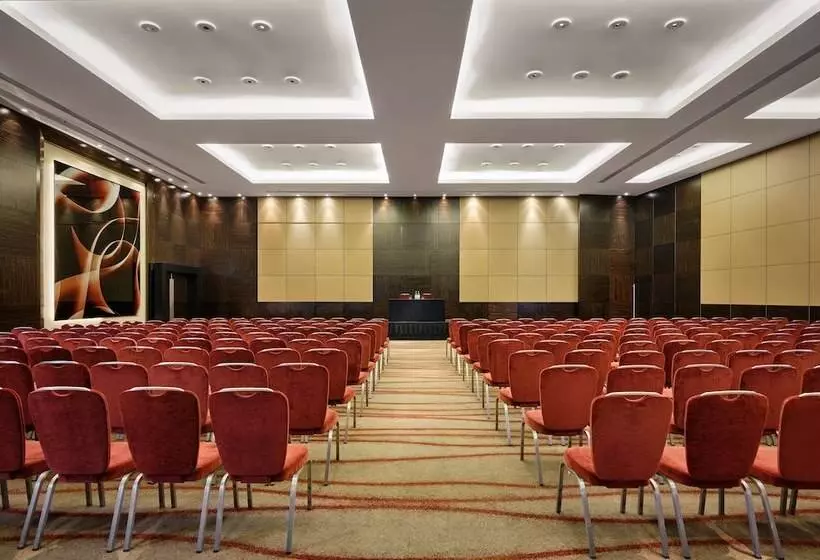 בית מלון כפרי Park Plaza London Westminster Bridge