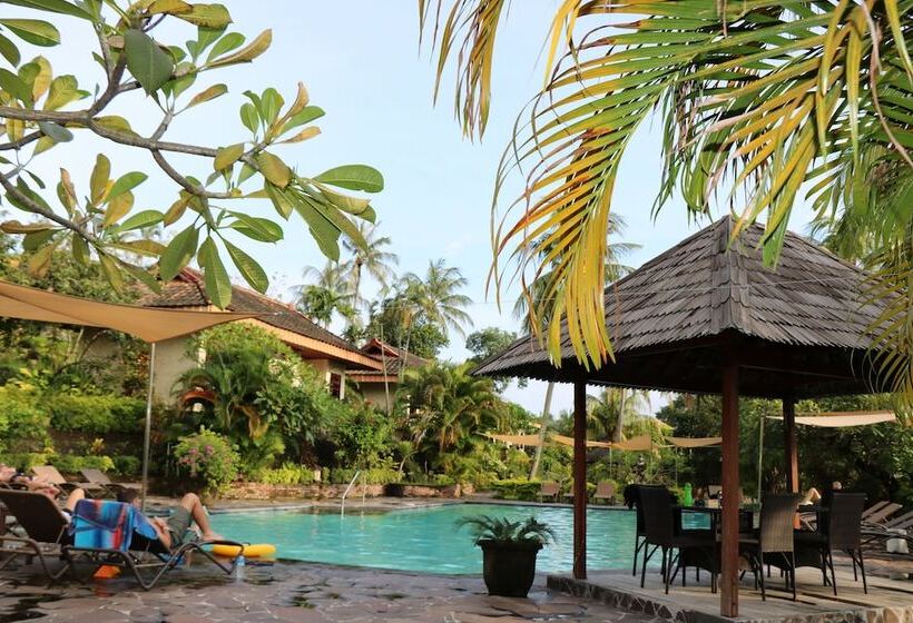 فندق Puri Bunga Beach Cottages