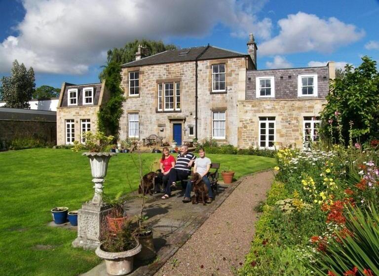 Hotel Rathan House   The Eskbank