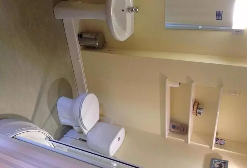 Otel Rathan House   The Eskbank