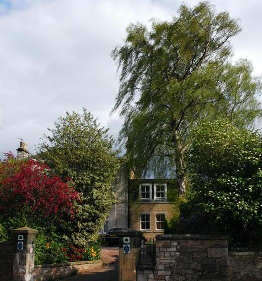 Hotel Rathan House   The Eskbank