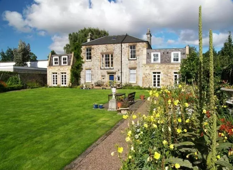 Otel Rathan House   The Eskbank