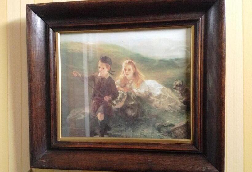 Hotel Rathan House   The Eskbank