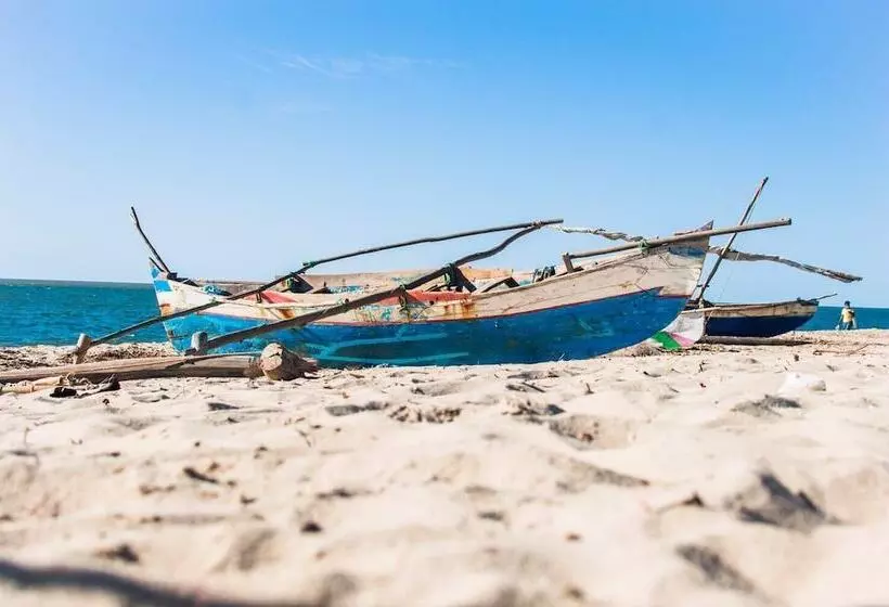 هتل Restaurant Coco Lodge Majunga