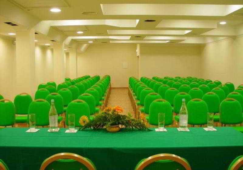 فندق Ria Plaza Resort