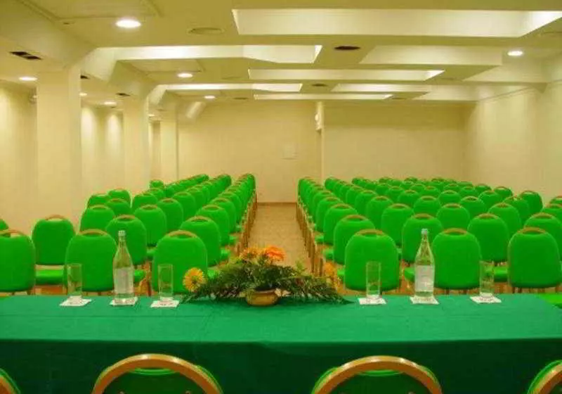 호텔 Ria Plaza Resort