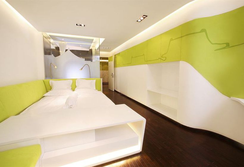 The Emperor Hotel Forbidden City