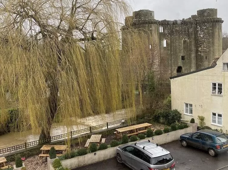 호텔 The George At Nunney