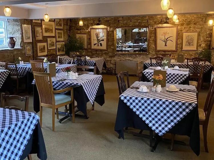 호텔 The George At Nunney