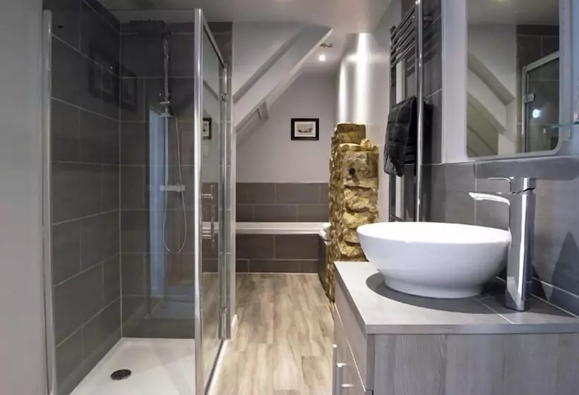 호텔 The George At Nunney