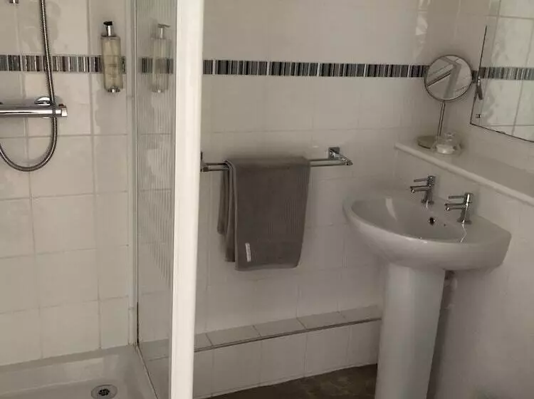 호텔 The George At Nunney