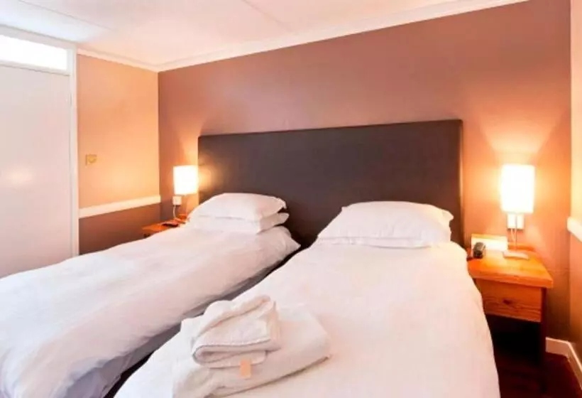 酒店 Wee Waif By Greene King Inns