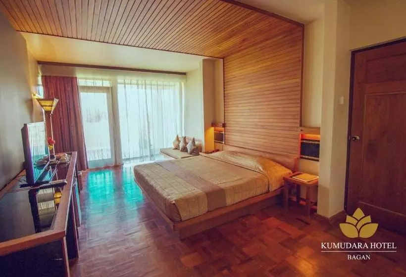 Kumudara Hotel Pagoda View