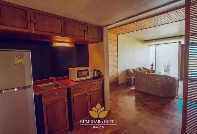 Kumudara Hotel Pagoda View