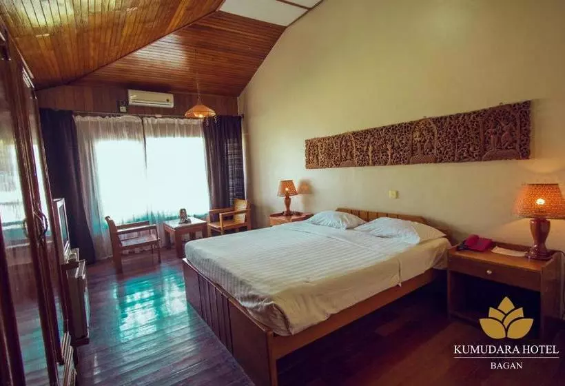 Kumudara Hotel Pagoda View