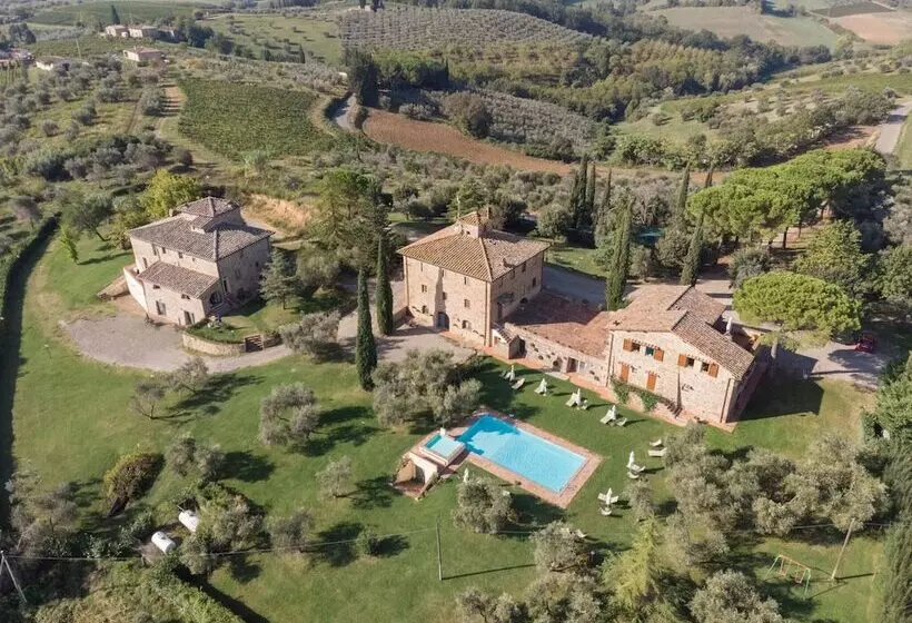 Cottage In Tavarnelle Val Di Pesa With Pool And Garden