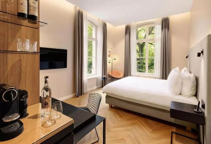 Hotelli Esplanade Saarbrucken