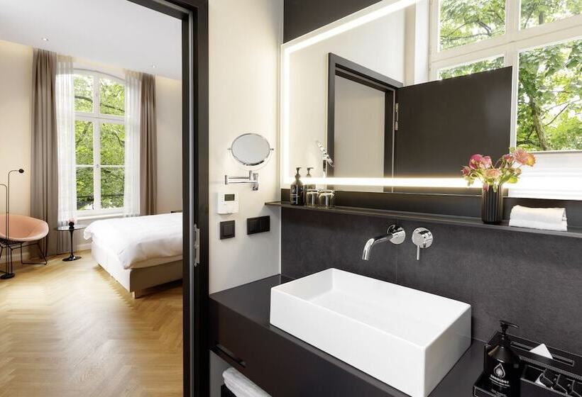 Hotelli Esplanade Saarbrucken