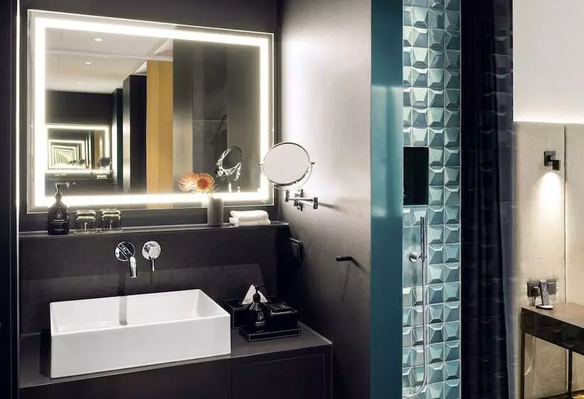 Hotelli Esplanade Saarbrucken