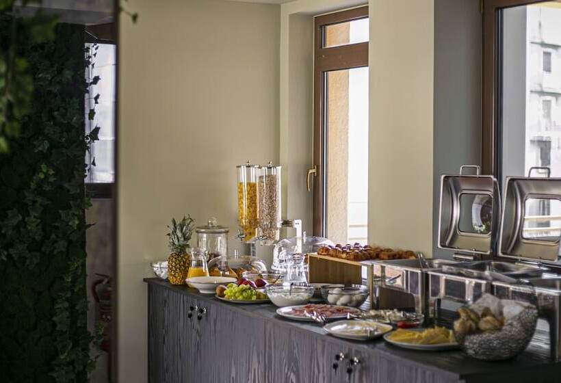 Royalty Hotel Athens