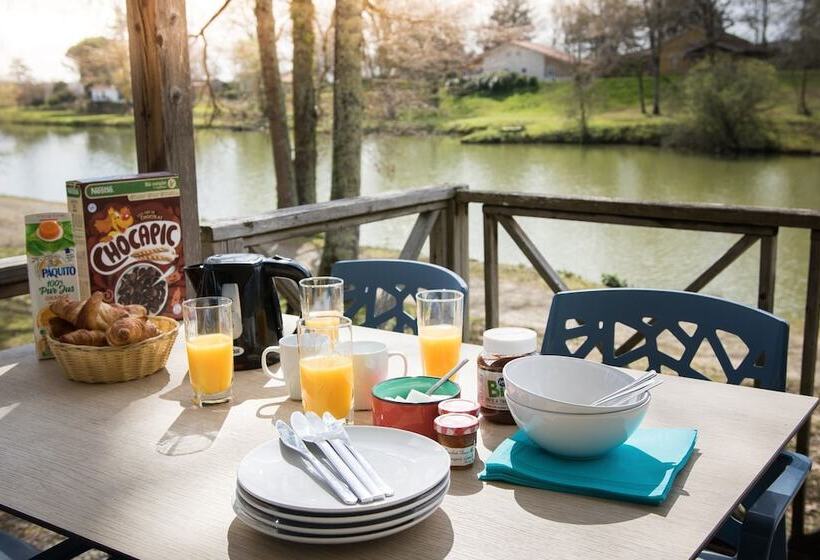 בית מלון כפרי Whaka Lodge