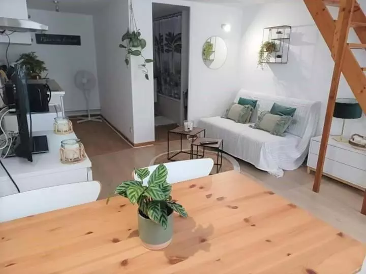 Majatalo Duplex à La Gare Du Mans