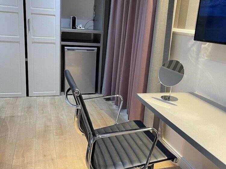 פנסיון Résidence Des Fleurs