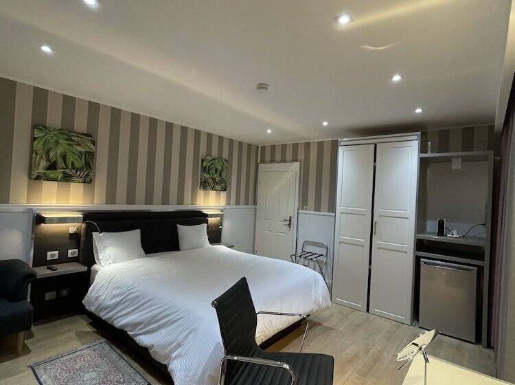 פנסיון Résidence Des Fleurs