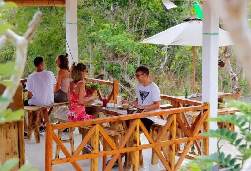 Majatalo Temeling Jungle Inn