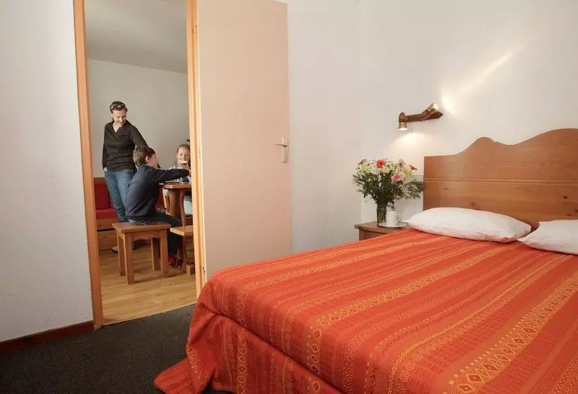 اقامتگاه Skissim Classic Résidence Le Hameau Du Borsat