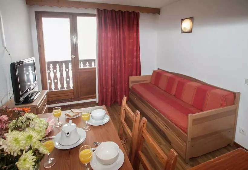 اقامتگاه Skissim Classic Résidence Le Hameau Du Borsat