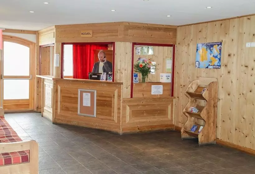 اقامتگاه Skissim Classic Résidence Le Hameau Du Borsat