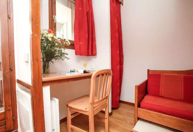 اقامتگاه Skissim Classic Résidence Le Hameau Du Borsat