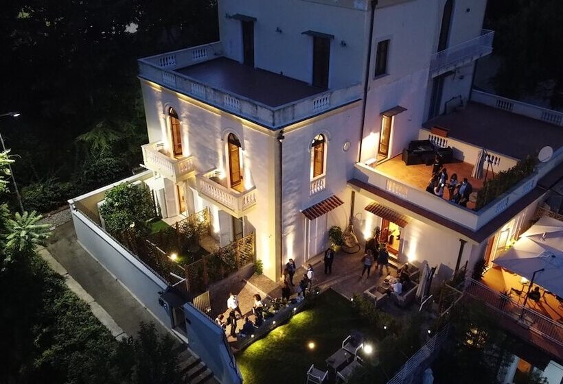 تختخواب و صبحانه Relais Villa Montedonzelli