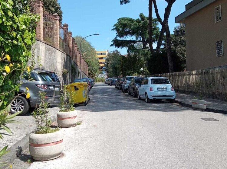 تختخواب و صبحانه Relais Villa Montedonzelli