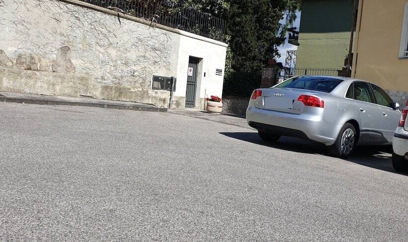 تختخواب و صبحانه Relais Villa Montedonzelli