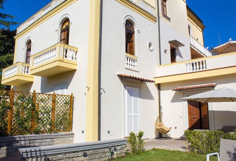 تختخواب و صبحانه Relais Villa Montedonzelli