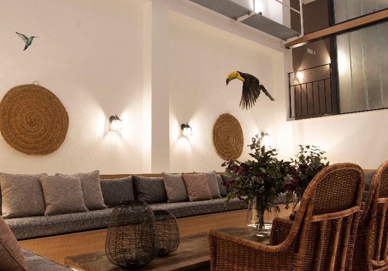 Goodnight Cadiz Apartments