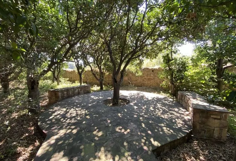 پانسیون Archontiko Riziko