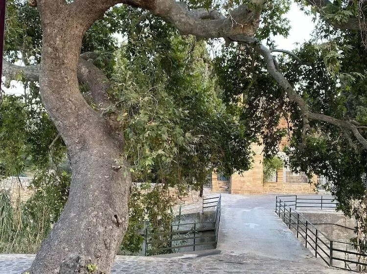 پانسیون Archontiko Riziko