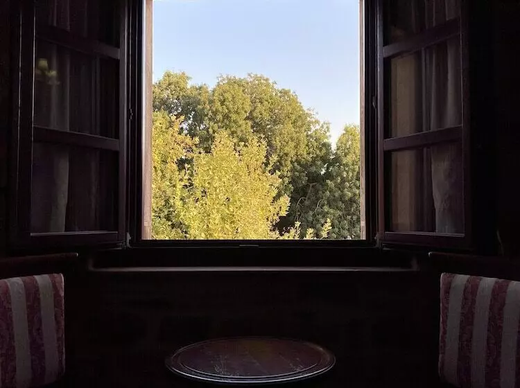 پانسیون Archontiko Riziko