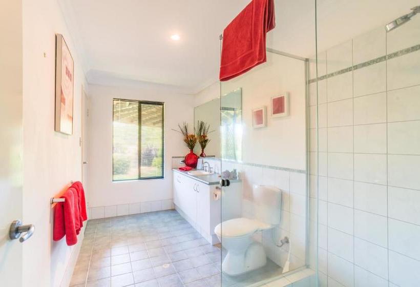 Bed and Breakfast Seatrees Accommodation