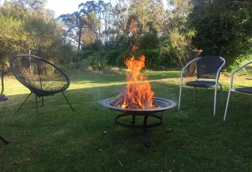 ホテル Bush Retreat Farm Stay 2 Br Guest Suite