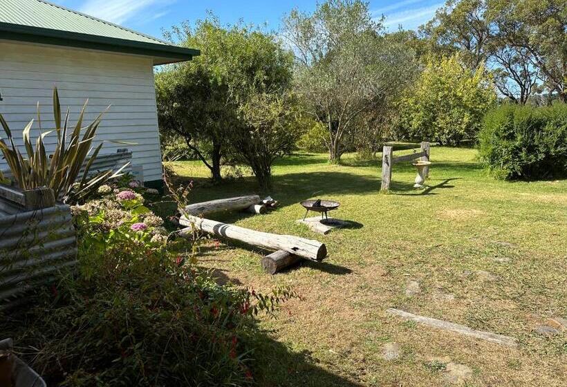 בית מלון כפרי Bush Retreat Farm Stay 2 Br Guest Suite