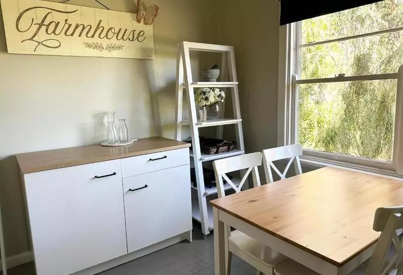 ホテル Bush Retreat Farm Stay 2 Br Guest Suite